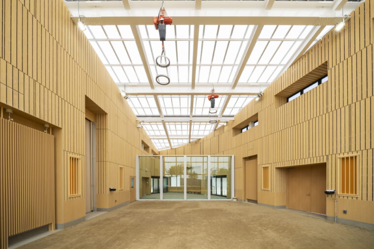 こども動物自然公園キリン舎