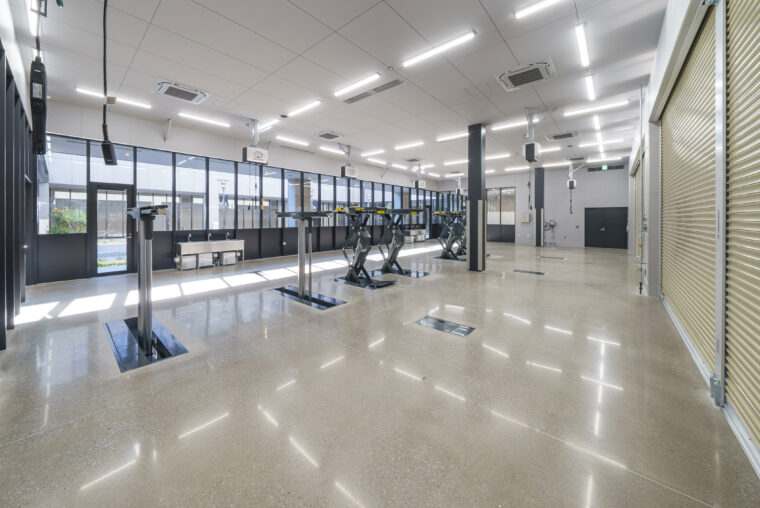 トヨタカローラ埼玉本社