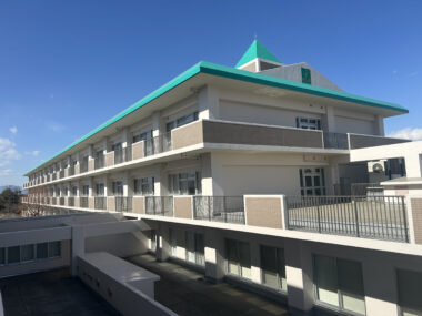 医療法人啓仁会 平成の森・川島病院 および 介護老人保健施設 平成の森