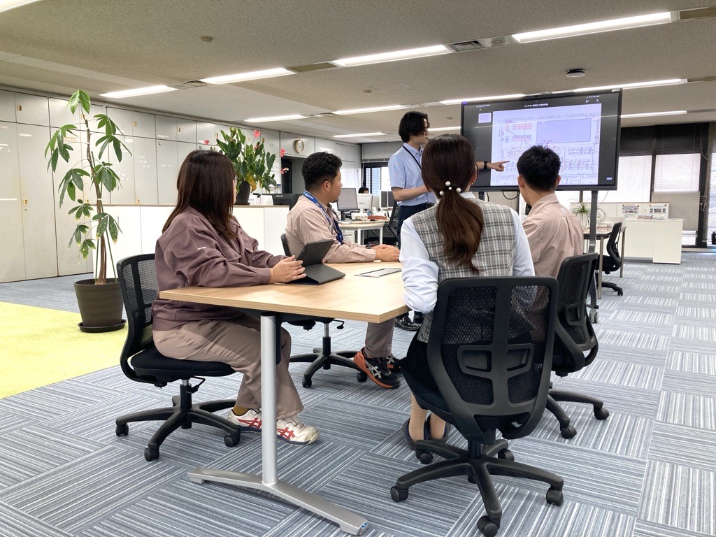 電子化に向けてフロア改修！
